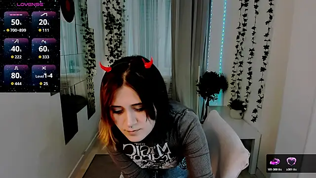 Alexa_Lexi_ webcam