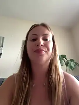 AlisaWhite webcam