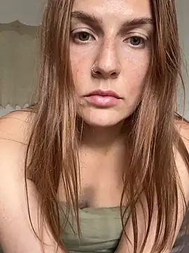 BritneyHall live cam on StripChat