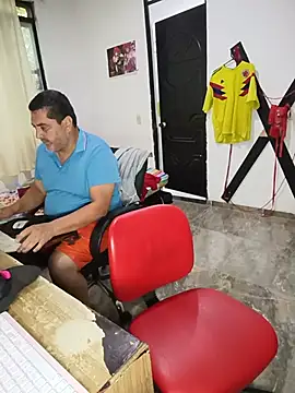 hotandfierylatinos2023 live cam on StripChat