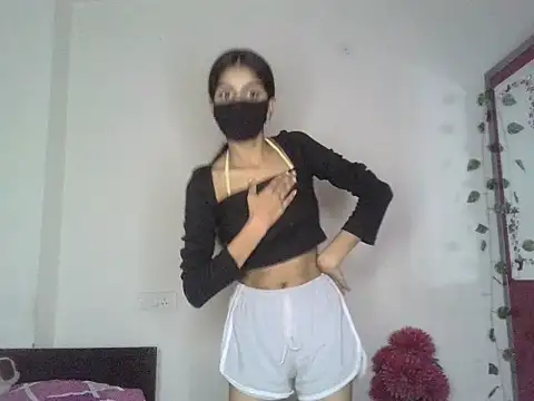 SASSY__BABY_ live cam on StripChat