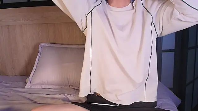 Daphne_and_Roger_ webcam