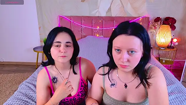 RuthHalll live cam on StripChat