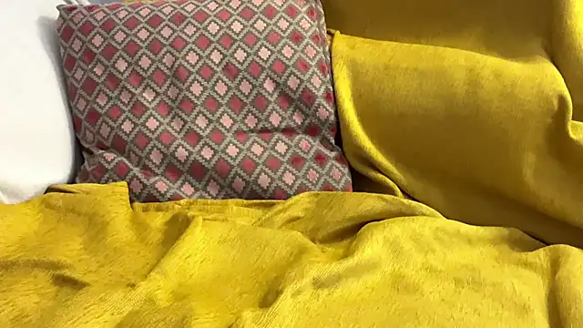fastuga24 live cam on StripChat