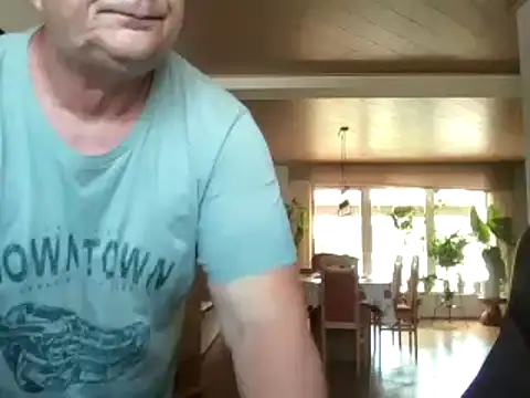 nobbie444 (M mature) - Make me happy