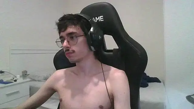 gabrielNovin17cm webcam
