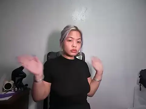 Tina_Slick