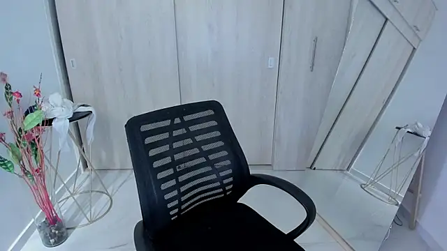 Adele_Sweett webcam