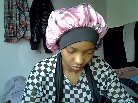 pretty_jaz live cam on StripChat