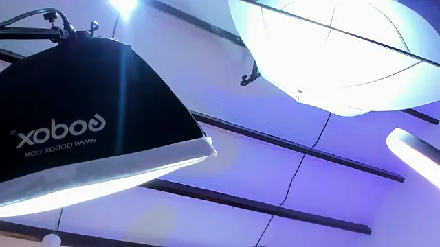 RomanCroft live cam