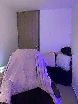 paola091 live cam