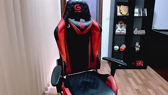 MissTroublle live cam