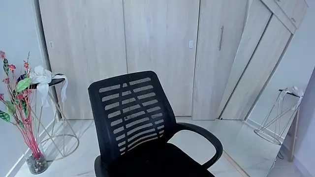 Adele_Sweett webcam