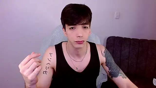 H3ll_B0I webcam