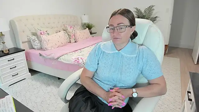 Vika73 webcam