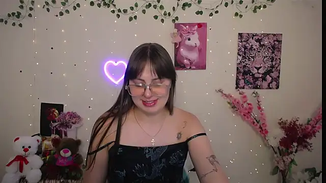 Amanda_Bright_ live cam on StripChat