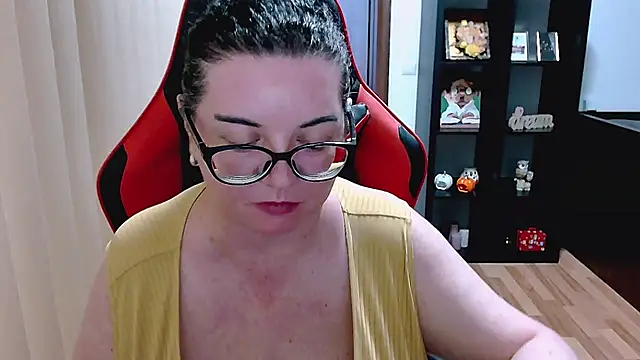 MissTroublle live cam