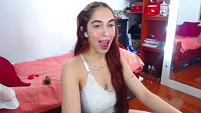 MariamGray1 live cam on StripChat