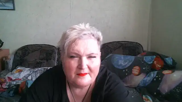 Lana555 live cam on StripChat
