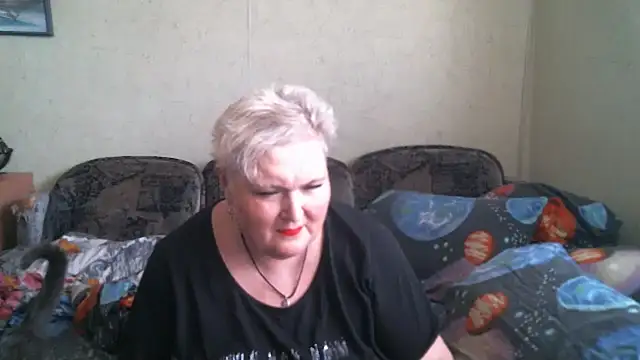Lana555 live cam on StripChat