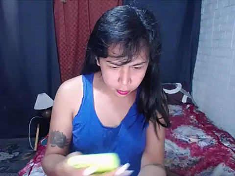BriannaCruz24 webcam