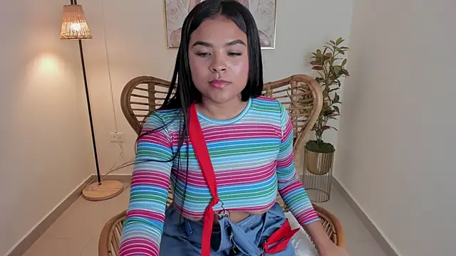 Mindy_Claker webcam