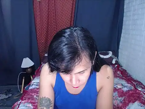 BriannaCruz24 webcam