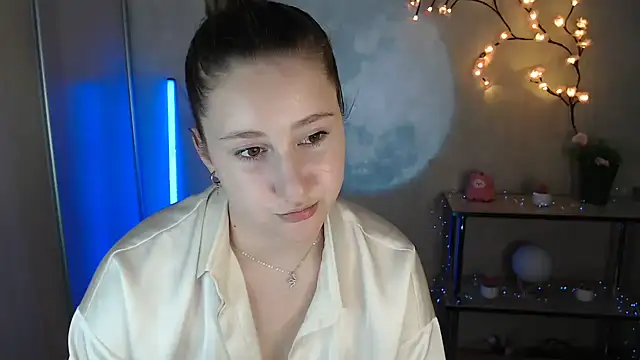 milka_kamila - Milka_kamila's free webcam - UK Sex Cams