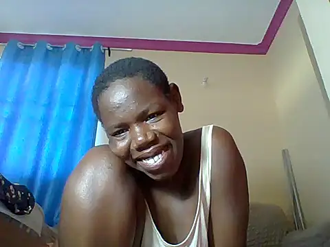 Blacksexyqueen24 live cam on StripChat