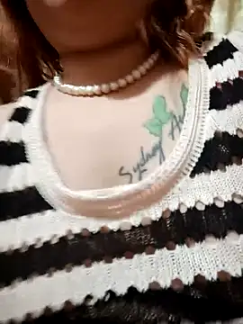 -Tara-a live cam on StripChat