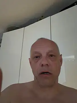 Jaropol live cam on StripChat