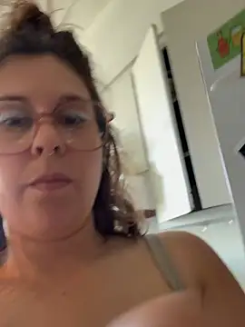 Rosiee69_ live cam on StripChat