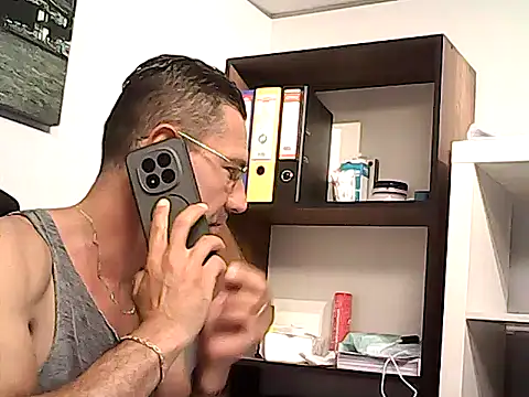 mastercharisma35 webcam