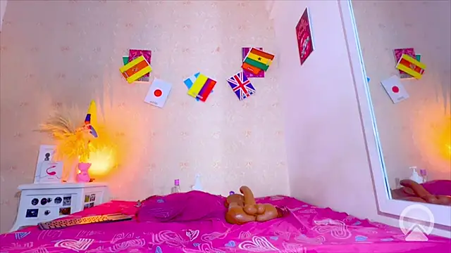 AMAIAA_LOVE webcam