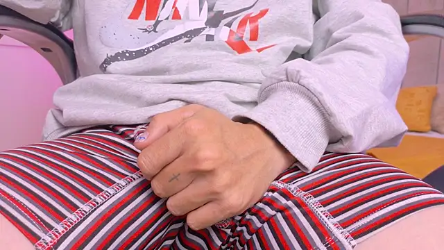 Nascary_Fox live cam on StripChat