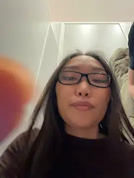 trytomakememoam webcam