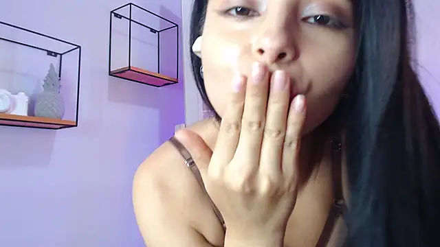 AliciaFoxs webcam