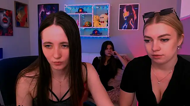 bella_dorn webcam