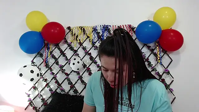 Samantha_Wallker live cam on StripChat