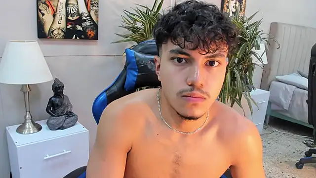 kai_storn live cam on StripChat