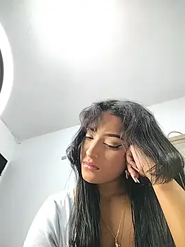 SaharQamar webcam