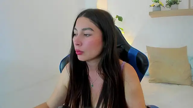 bella_99_ live cam on StripChat