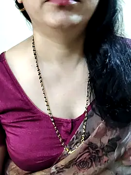 Yazhini-Cam live cam on StripChat