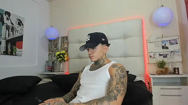 Asthon_Scoth777 webcam