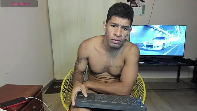 antonio_aguilarx webcam