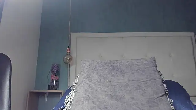 mia_gomez7 webcam