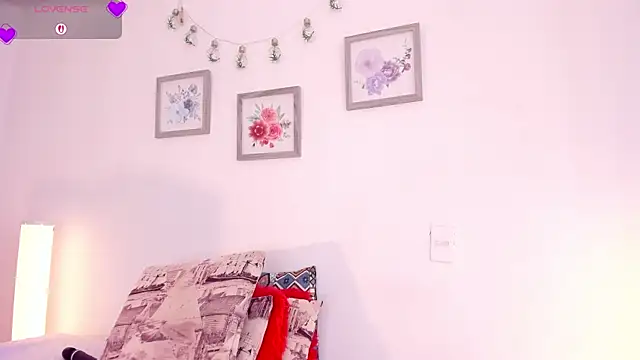mely_rosse_ live cam on StripChat