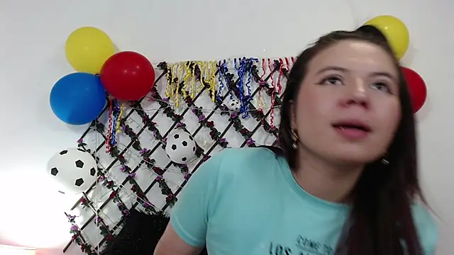 Samantha_Wallker live cam on StripChat