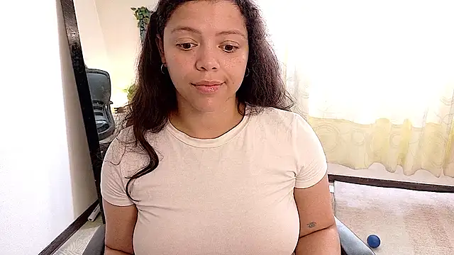 Amanda_sweet live cam on StripChat