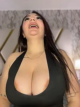 ValeriaCarter live cam on StripChat